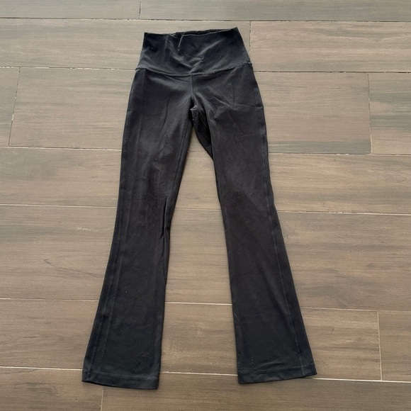 Lululemon Align HR Pamt 25” Mini Flare size 2 - Picture 5 of 7